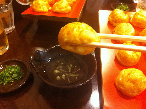 旨いJR明石駅駅近辺のふわっとろな明石焼きの店「うた」