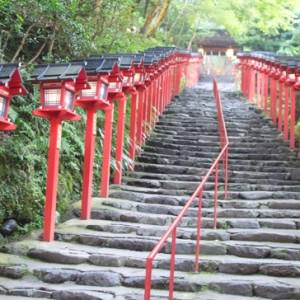 神水に付けて浮かび上がる水占い京都貴船神社に行ってきました