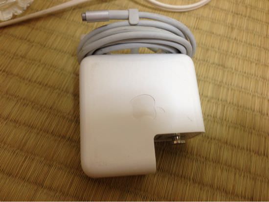 MacBook Air ACアダプタの電源プラグ部分が故障 or ない時の対処法